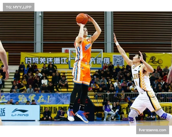 【2026年4月CBA联赛·筹办·消息CBA公司宣布下赛季将试行新的外援政策，允许季后赛中途更换一人次