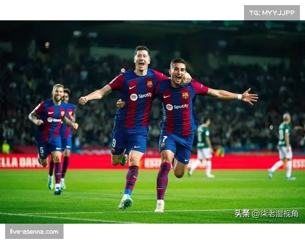 曝沙特利雅得新月夏窗有意巴萨前锋莱万多夫斯基，已进行初步接触